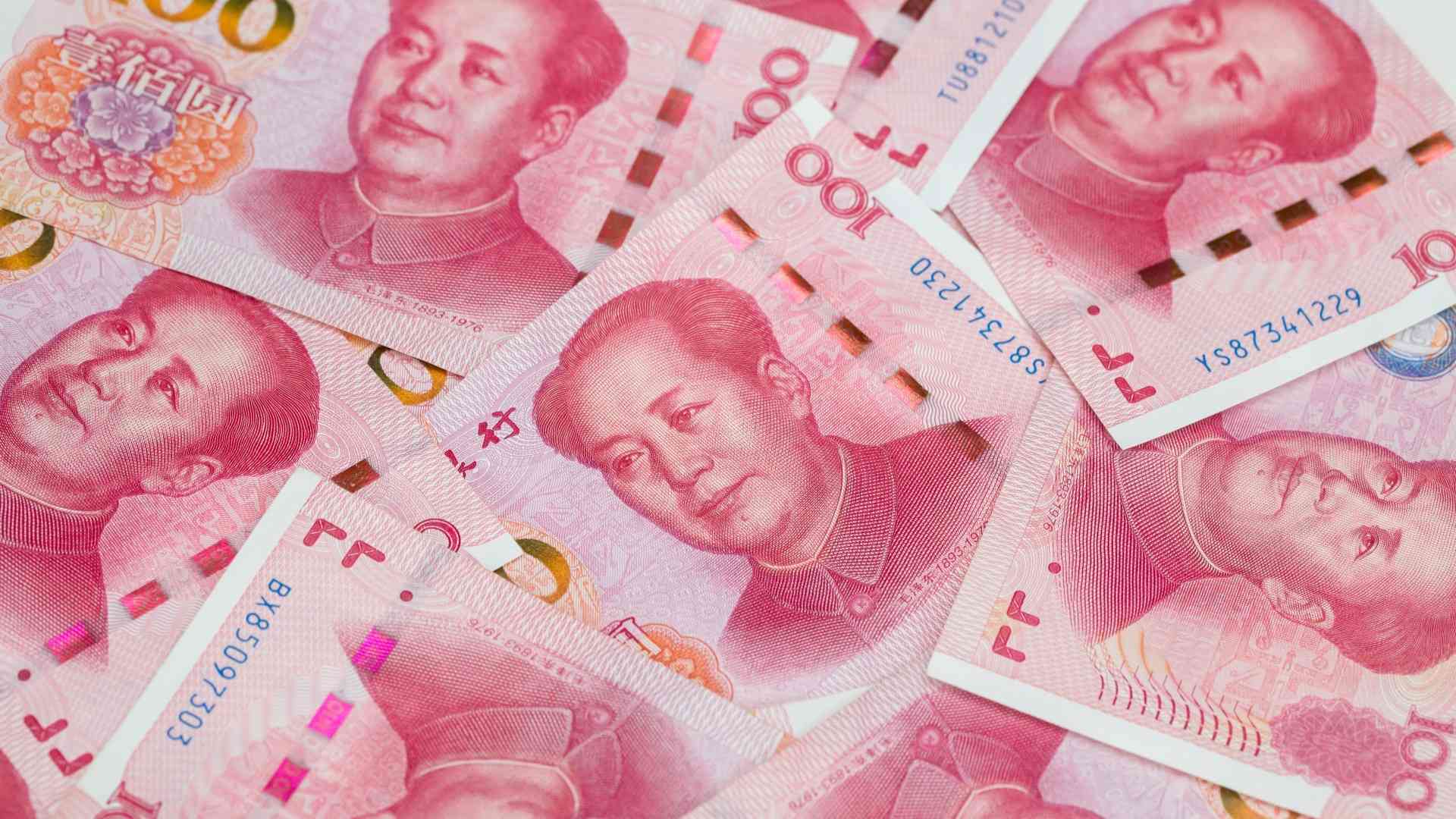 Фиксинг юаня вновь превзошел прогнозы на фоне усиления поддержки национальной валюты Китаем